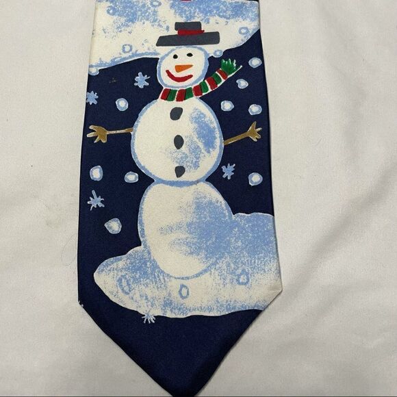 2/$10 Save the Children Men’s Christmas Tie - Picture 2 of 6
